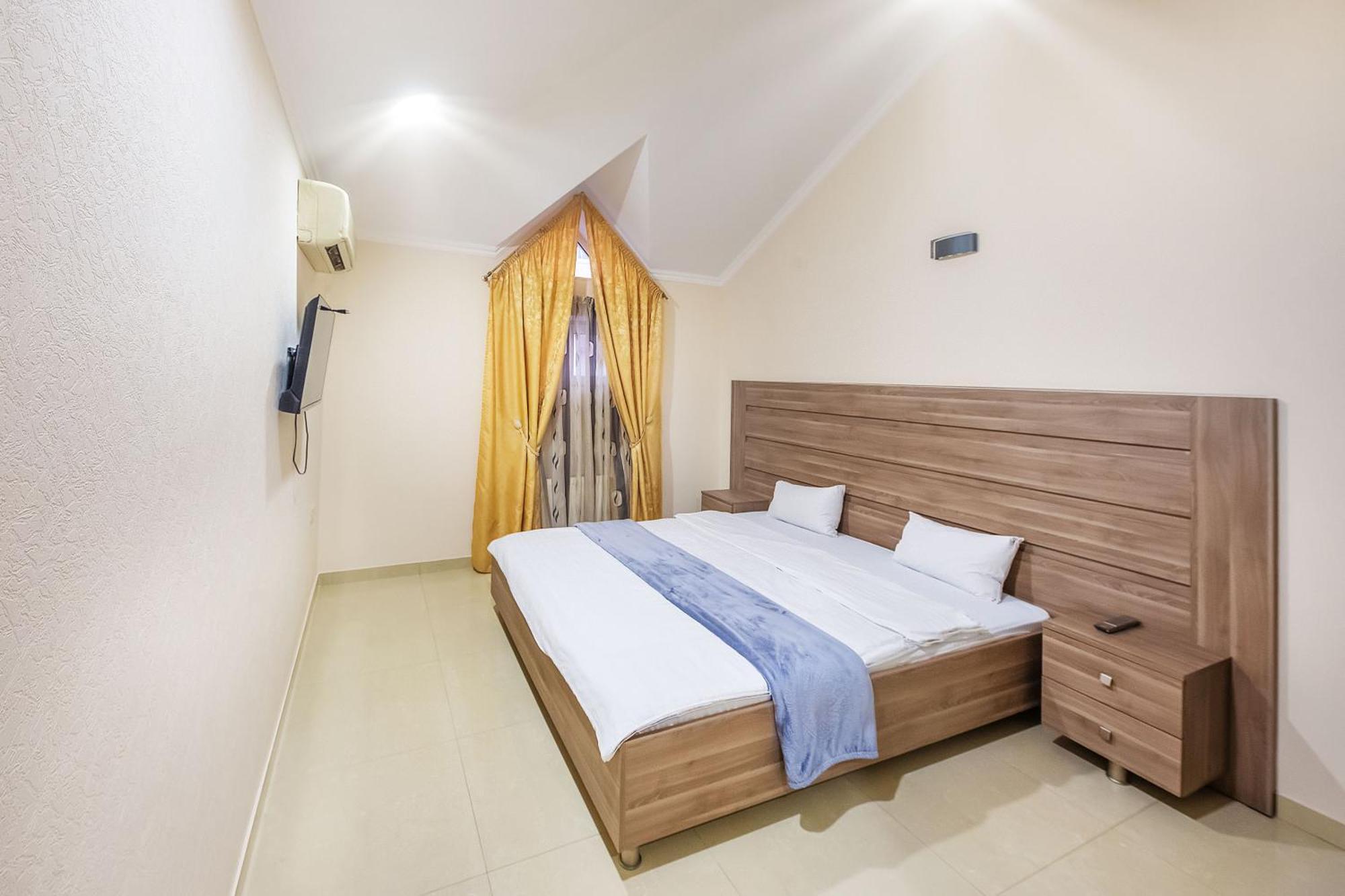 Apart Hotel Georgia Gold Tbilisi Buitenkant foto